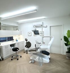 PHL_22_DentLed