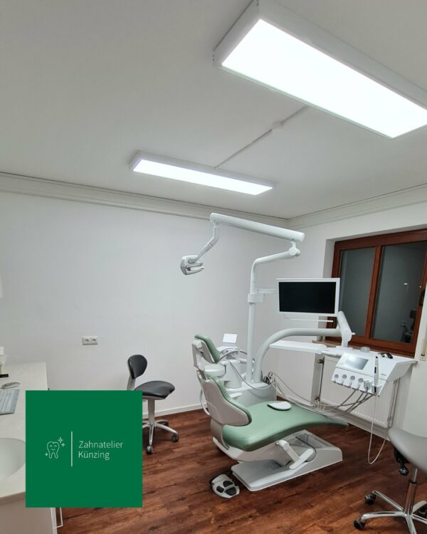 Zahnatelier Künzing room 2 - Dental treatment room lighting after renovation