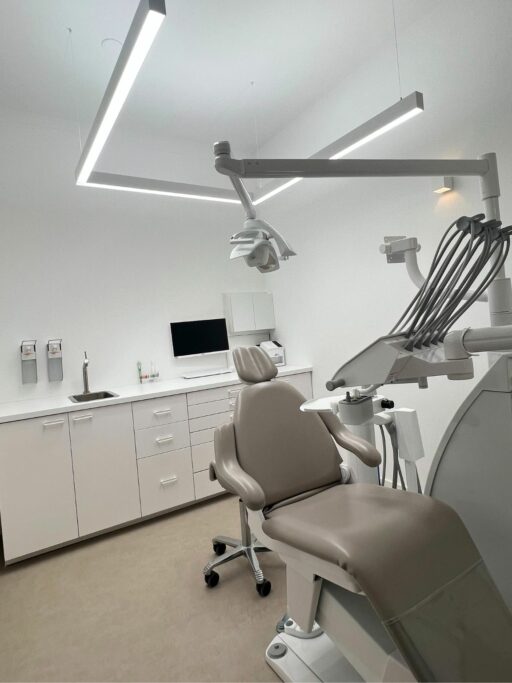 Perfect light for treatment rooms at dental clinics