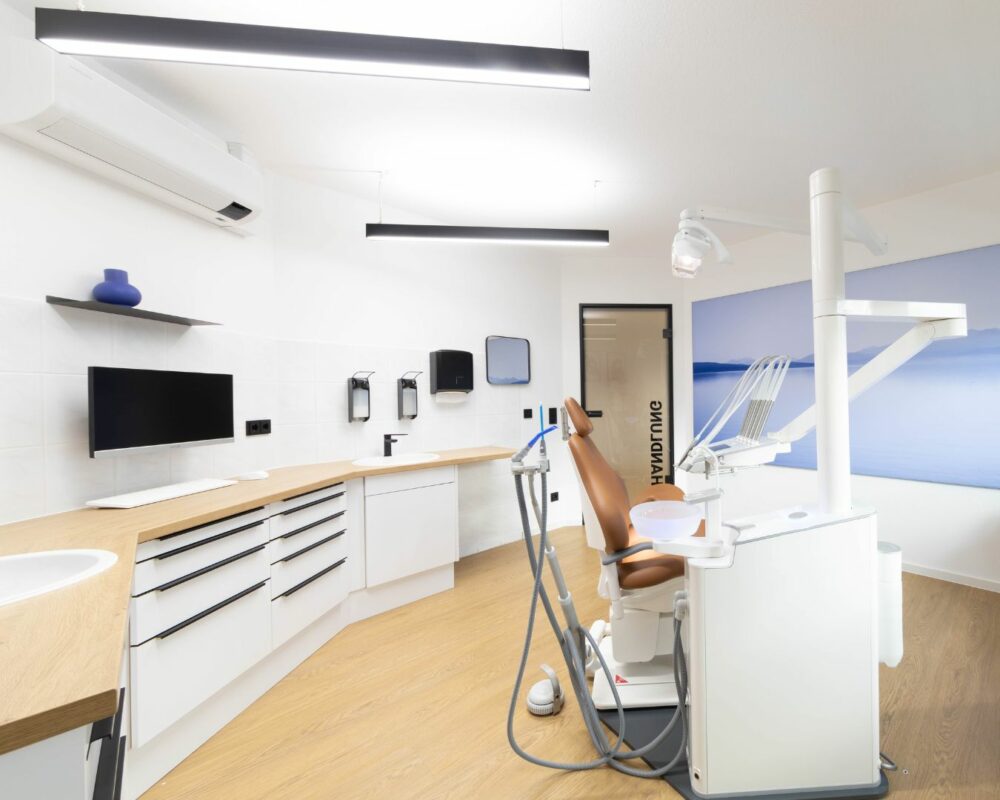 Dentled Clinic lights for Dental care and more