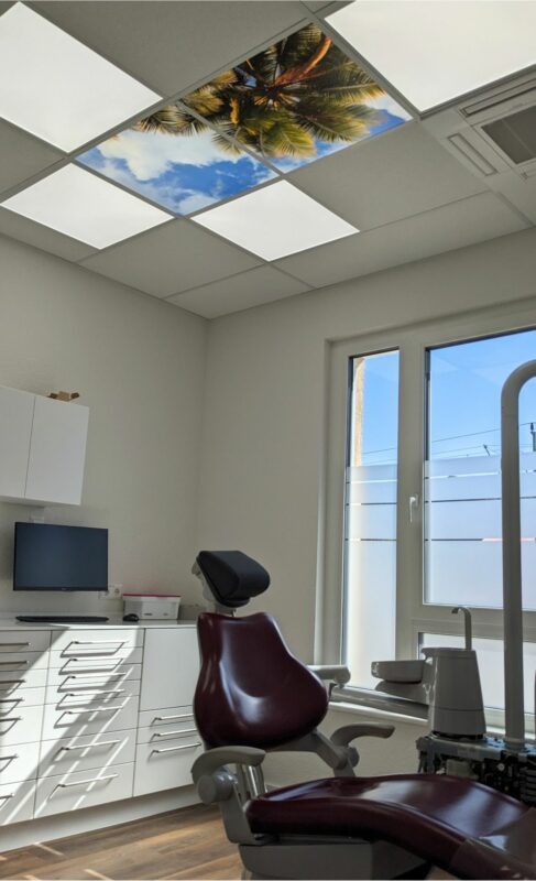 Dental lights for treatment rooms in dental clincs