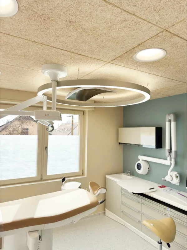 Dentled PVR150 dental ring light with CRI98+ full spectrum daylight LED providing shadow-free illumination in modern treatment room.