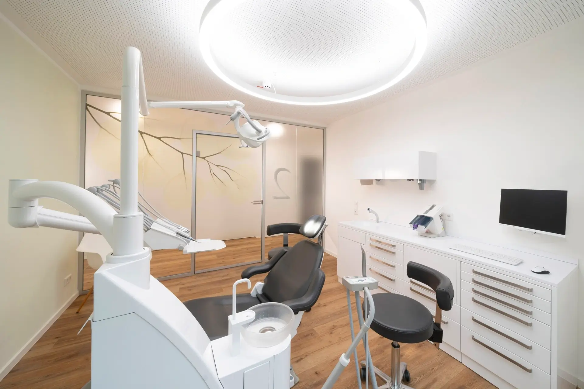 Natural daylight illumination with Dentled PVR150