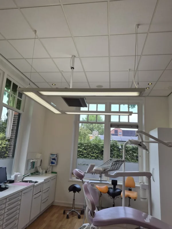 de-merelhof-hardenberg-dental-lighting-before-1